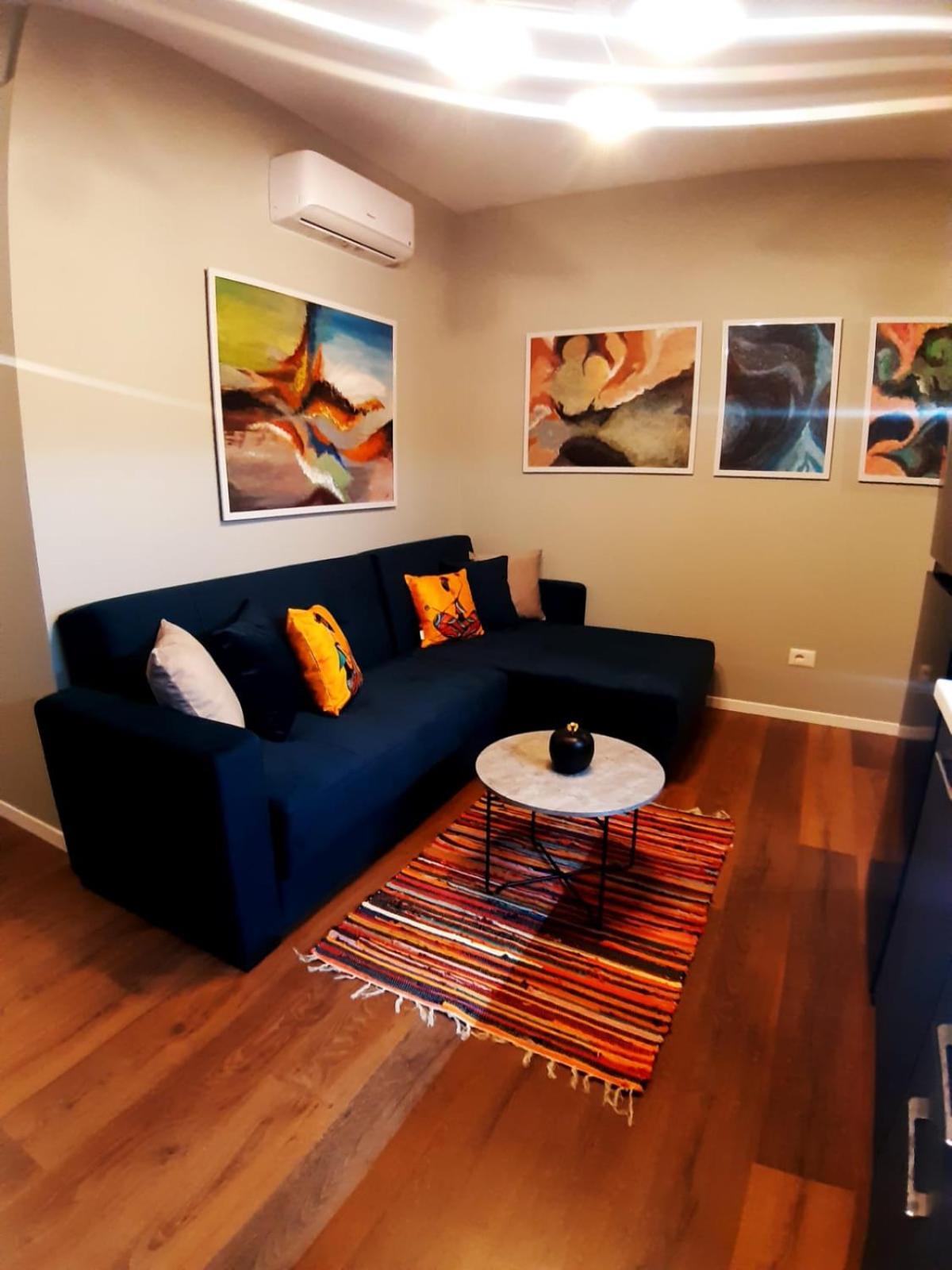 Edea Flat Apartment Tirana Bagian luar foto